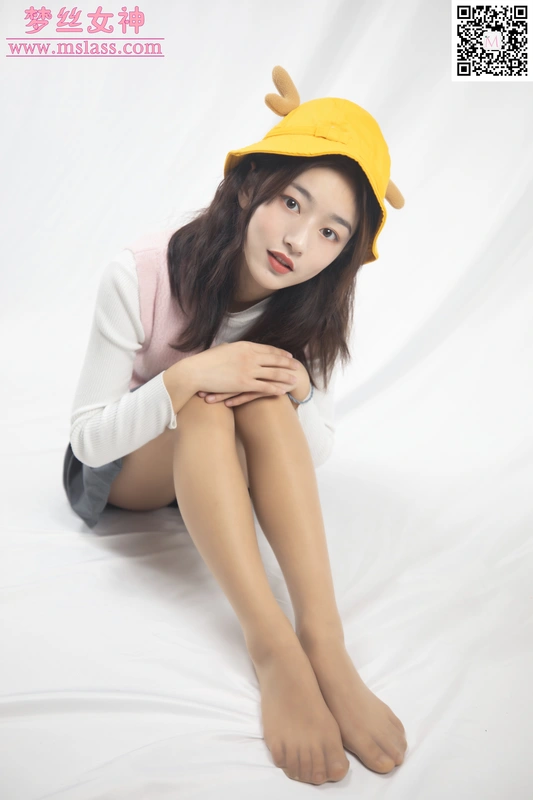 12.08 NO.075 璇璇3 9分颜值小黄鸭帽 - MSLASS梦丝女神